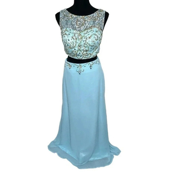 Two piece ice blue Prom dress scoop sheath with beading bodice + sweep train - Picture 2 of 11
